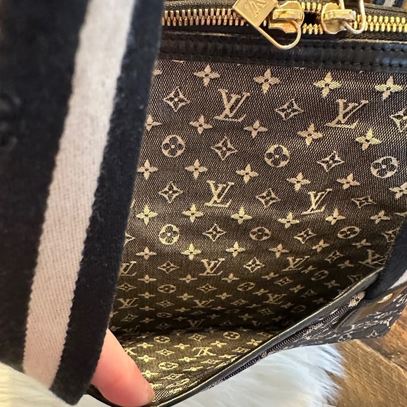 🖤🤍Louis Vuitton Mini Lin Mary Kate🤍🖤 - Picture 5 of 8